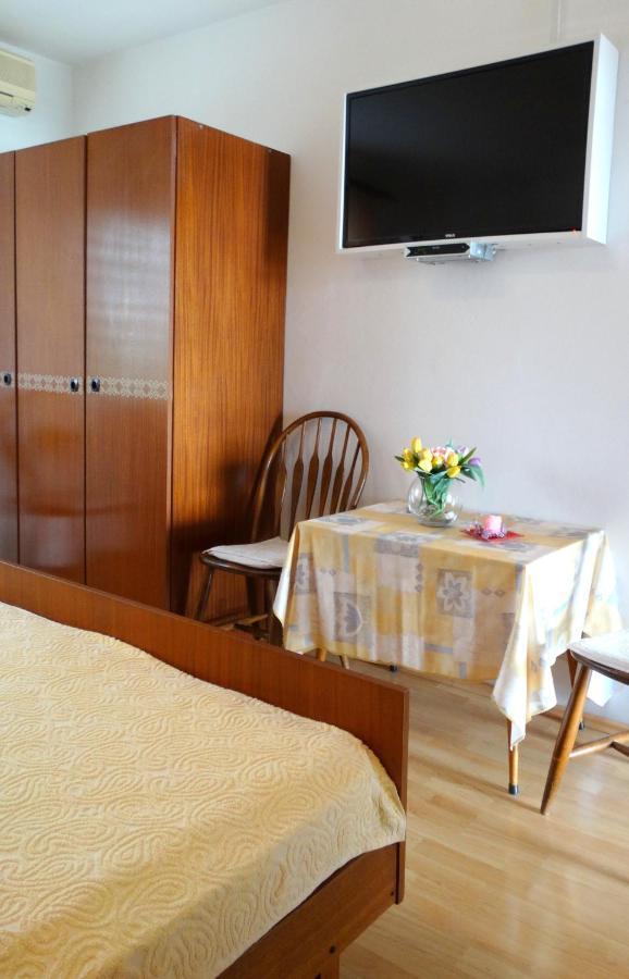 Apartment 29937 - Ivana *